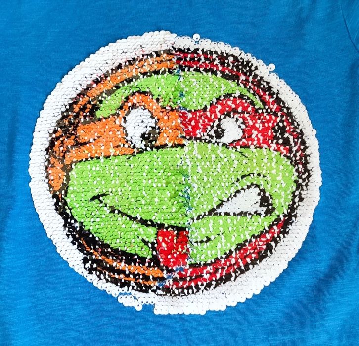 Conjunto 3 T-shirts criança - tamanho 128 - 7/8 anos