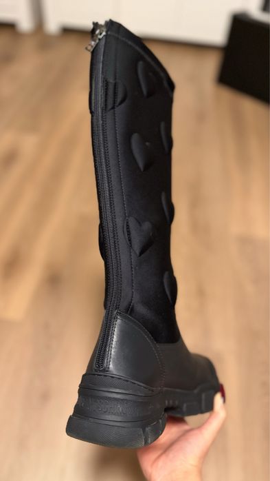 Чоботи Love Moschino