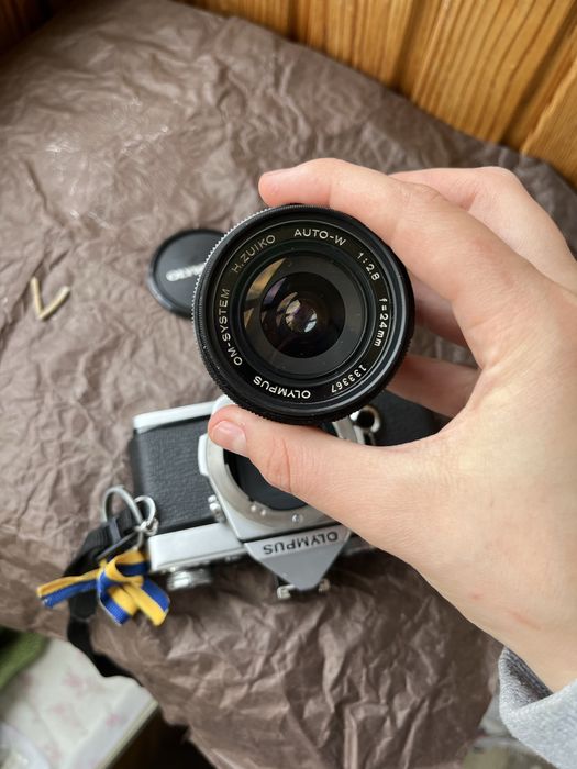обʼєктив Olympus H-Zuoko OM system 24 mm 2.8