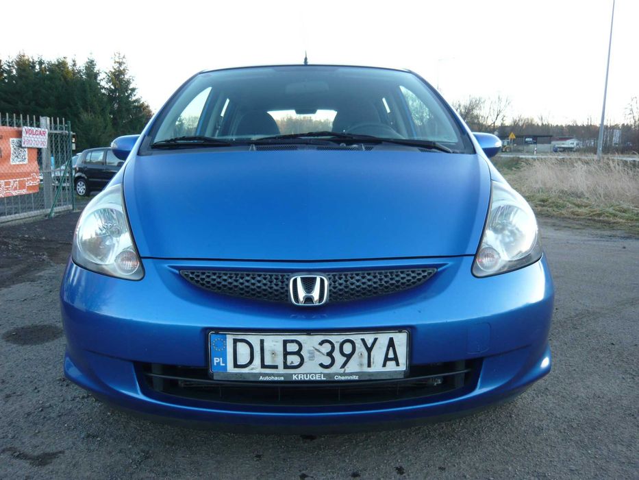 Honda Jazz 1.3 83 KM , niski przebieg, opłacona, transport - WARTO
