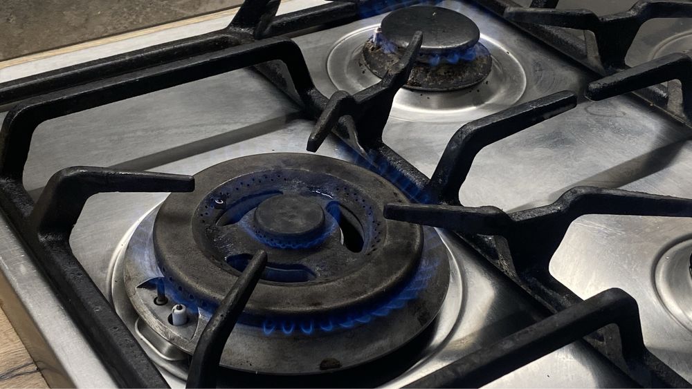 Газова поверхня smeg