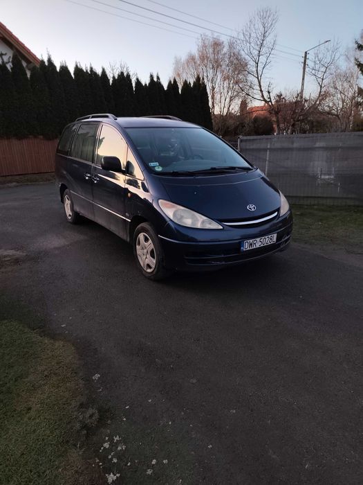 Toyota Previa 2.0 D4D 116 Koni