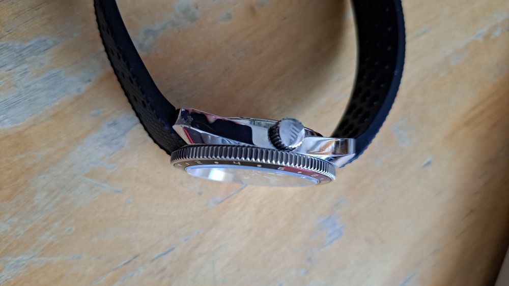 Lip Marinier GMT, ( Diver + GMT) 200 m, Szafir