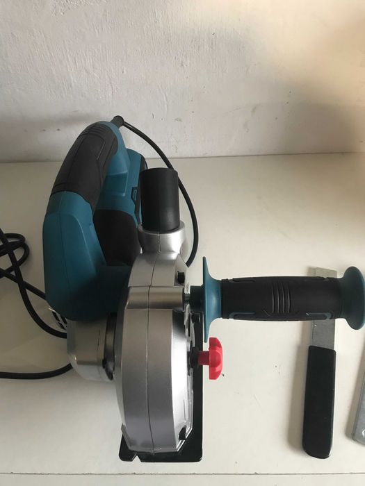 Штроборіз Erbauer EWC1500,125 мм.1500 Вт.,220-240 В. з Англії