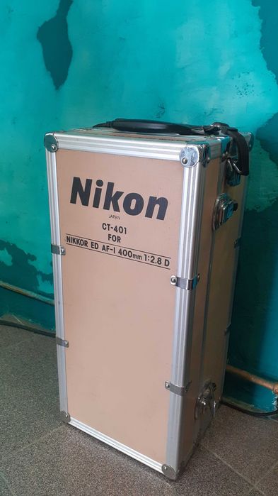 Caixa Nikon nikkor ed 400mm