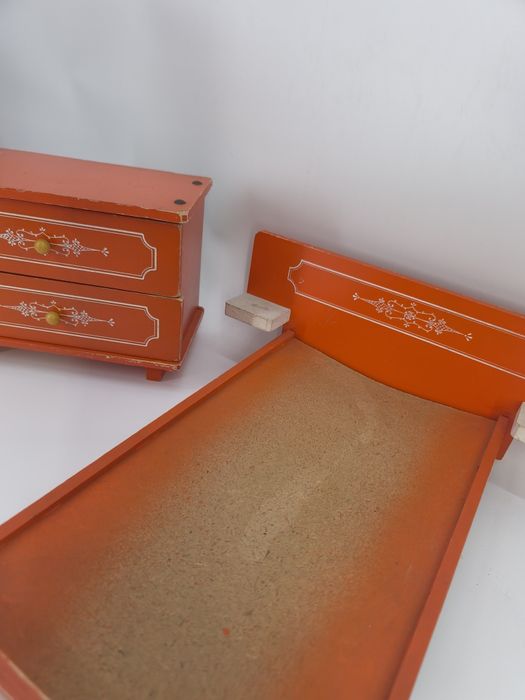 Meble dla lalek łóżeczko komoda vintage