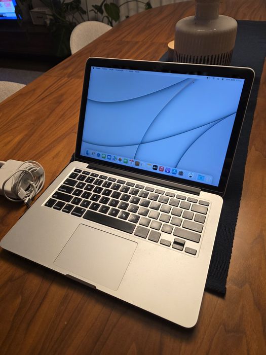 MacBook Pro 2015 8GB 1TB SSD. Troca/Retoma. Acessórios originais