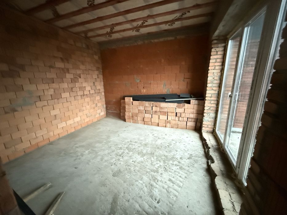 Продам новий будинок в Ірпені! Стоянка! Закрите КМ