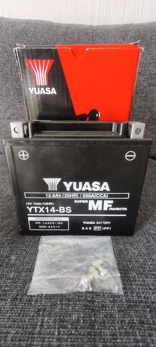Akumulator YUASA YTX14-BS