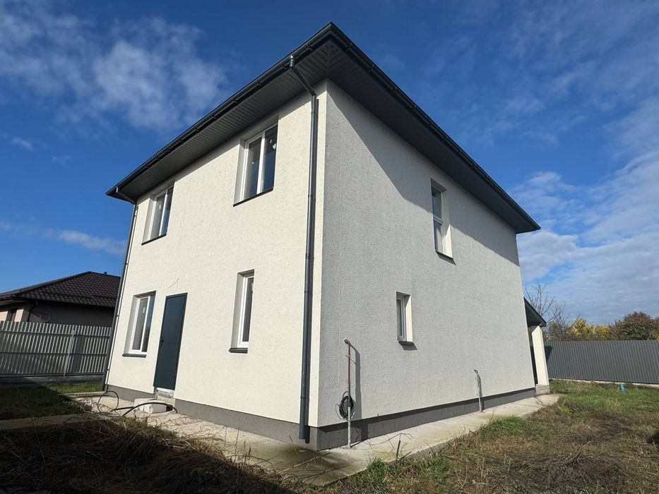 Продаж будинку в центрі Крюківщини