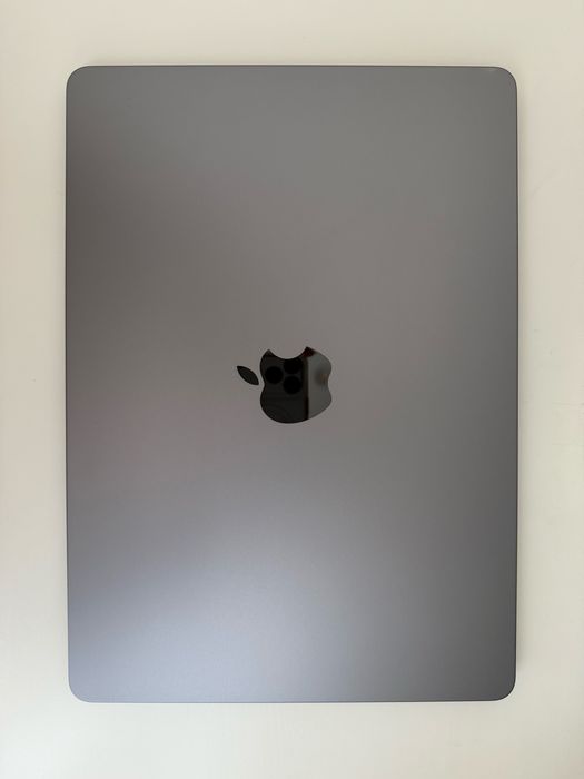 Apple Macbook M3 Air 13’’ 2024