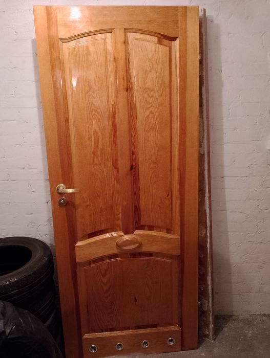 Sprzedam 3 sztuki drewnianych drzwi wewnętrznych,plus dwie ościeżnice