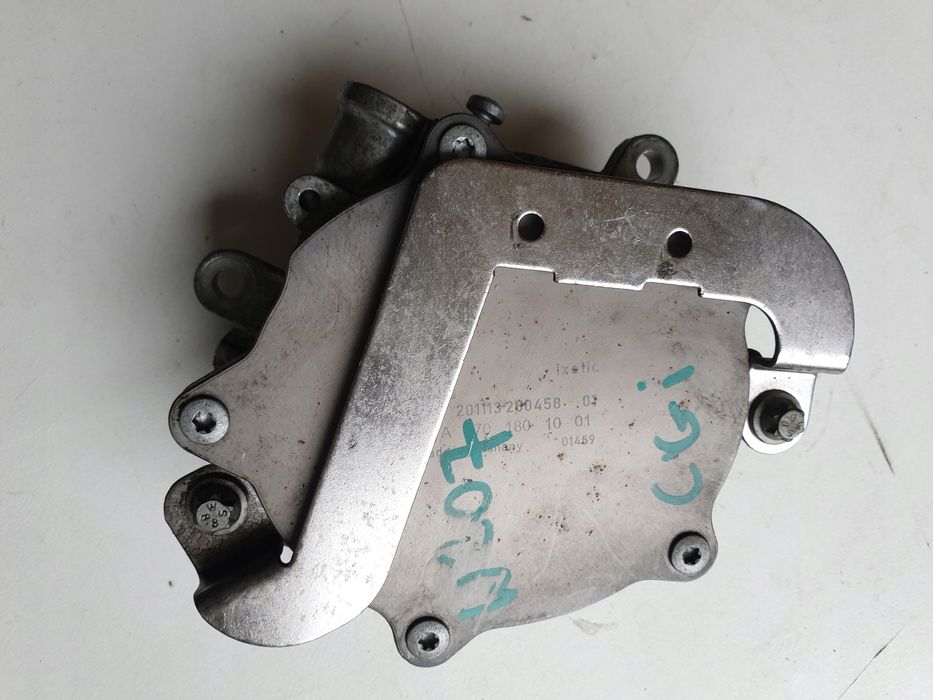 vacum pompa waku mercedes c e w205 w207 2.0 cgi oe eu