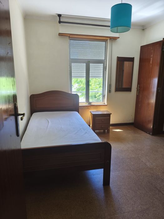 Quarto para estudante