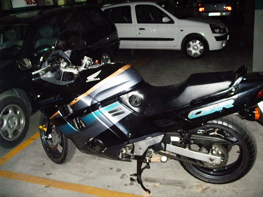 Carenagens e outras peças de Honda CBR1000F de 1993