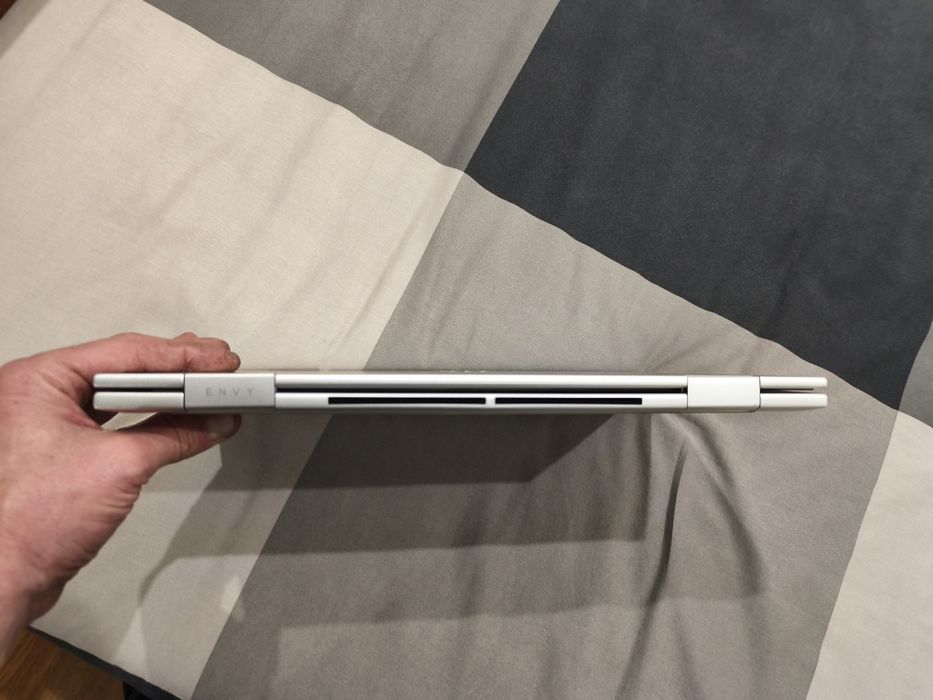 Portátil HP  Convertível X360  Tátil i7-1355U 5GHZ 16G ddr5  Garantia