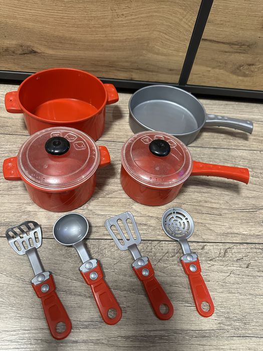 Дитячий посуд іграшковий