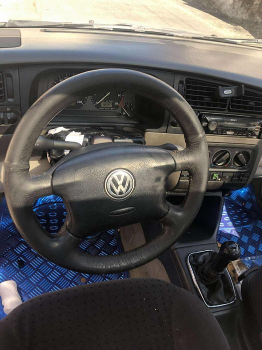 Troco golf 3 TDI de 90 CV