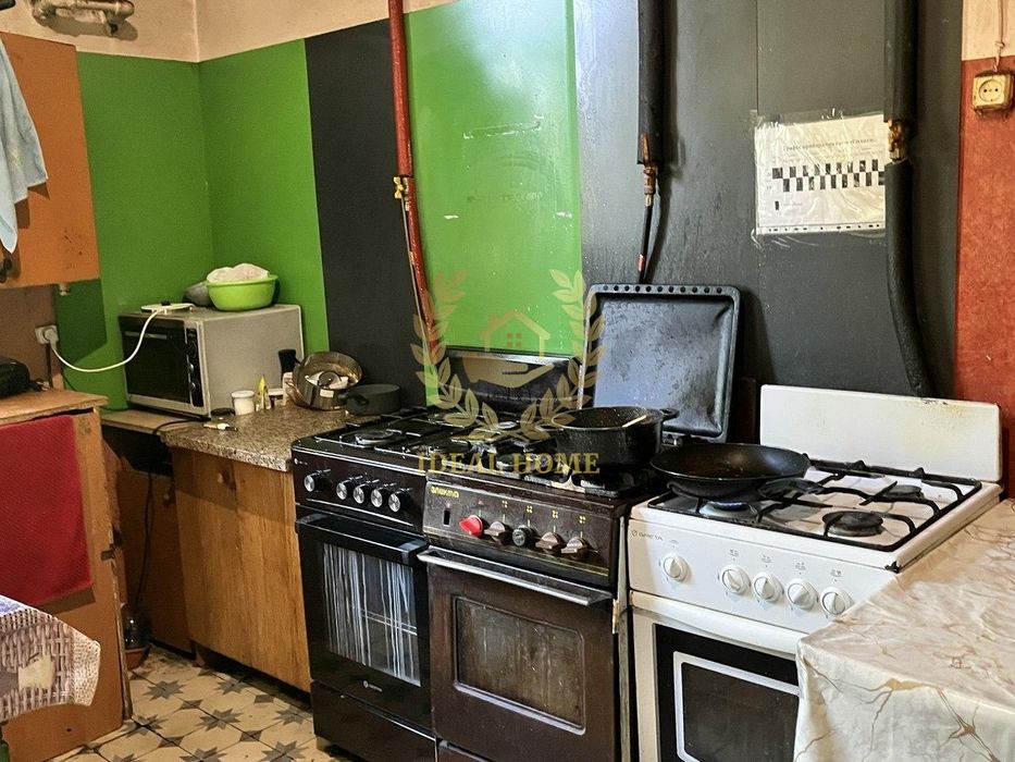 Продам велику кімнату у гуртожитку, Київ, метро Дорогожичи