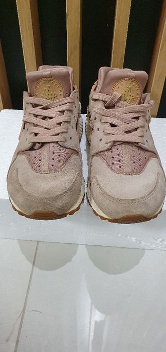 Buty damskie Nike Air 37,5