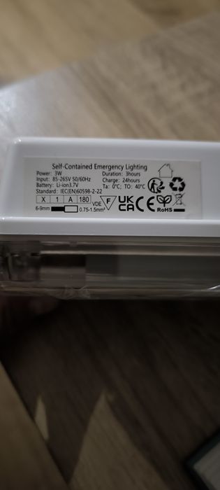 Oprawa awaryjna ewakuacyjna Self 3W 3,7v 1800mah