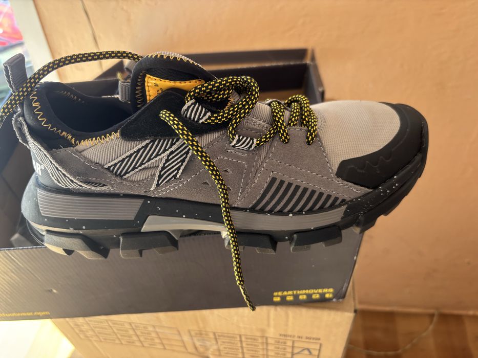 Cat buty meskie nowe 40
