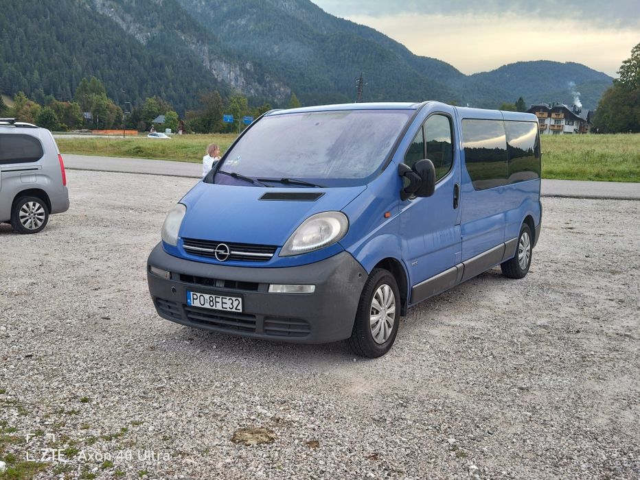 Opel Vivaro 9 osobowy benzyna/lpg