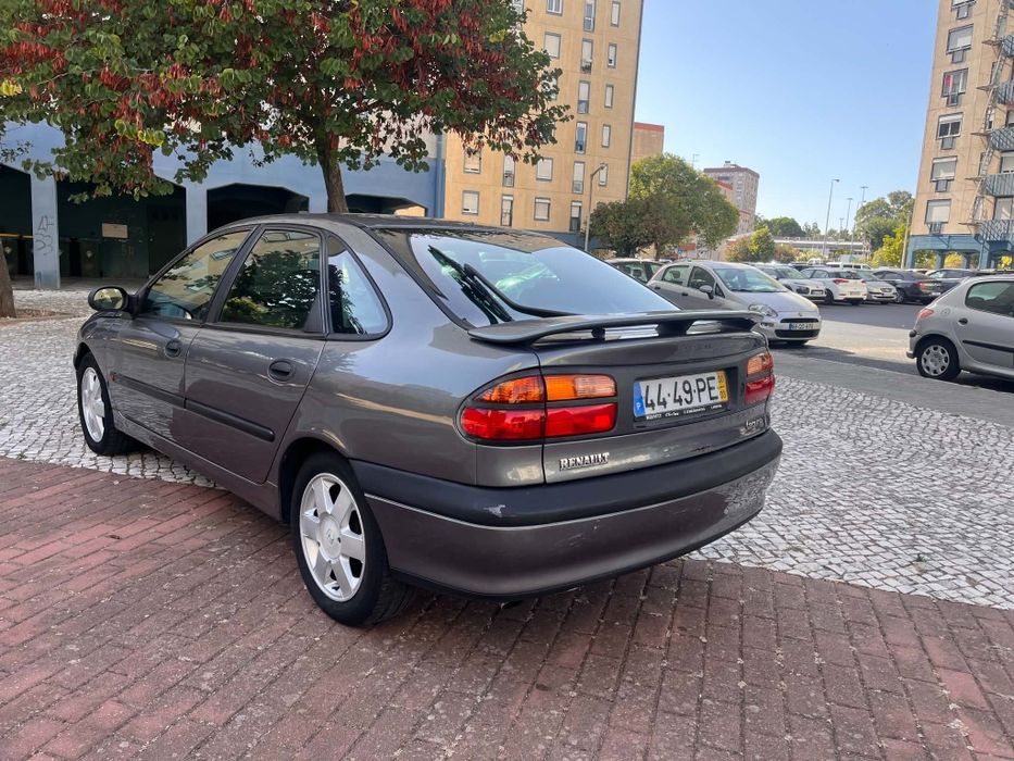 Renault laguna 1.9 DCI Full extras AC