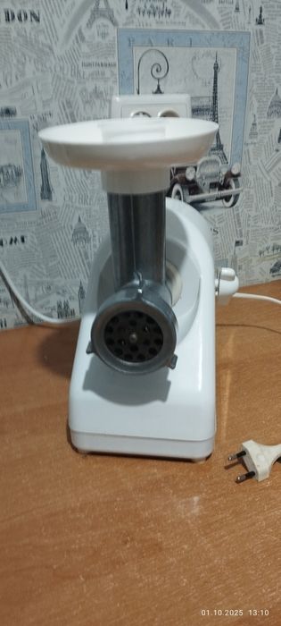 Элетромясорубка Белвар