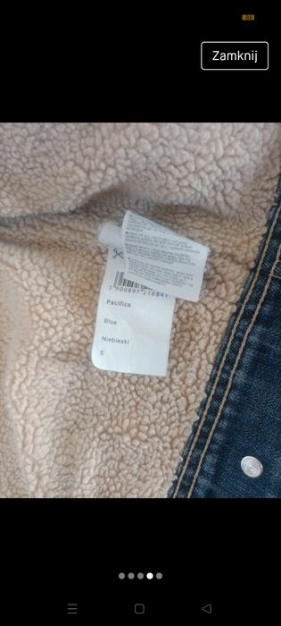 Diverse S katana na kożuszku