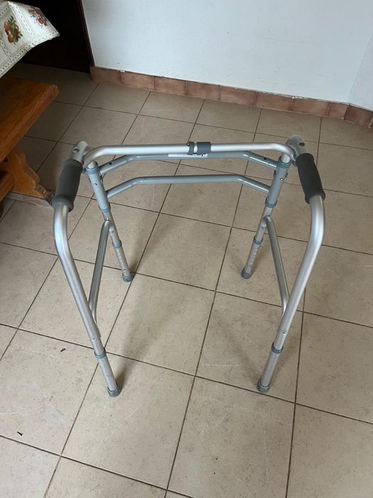 Andarilho para idosos