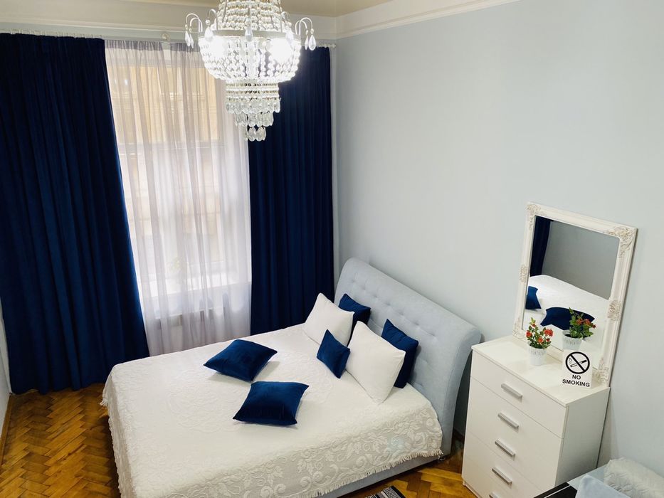 2х кім. Квартира Центр Оперний 6 сп місць