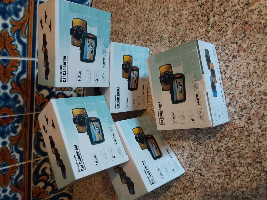 Camera video HD para automovel selado.