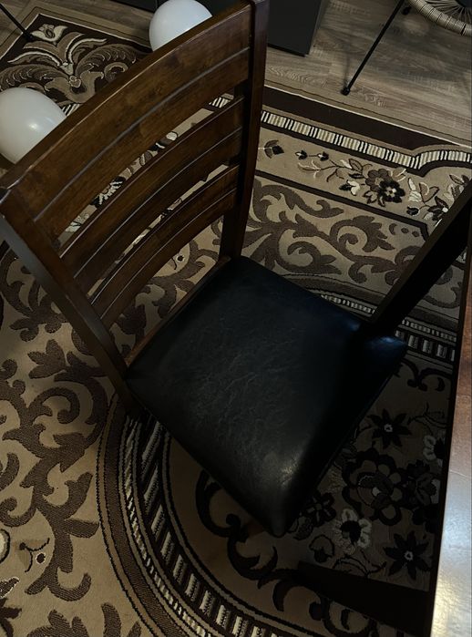 Кухонний комплект стіл+4 стільці