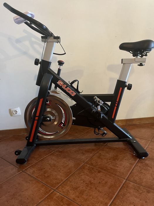 Bicicleta estática cicling