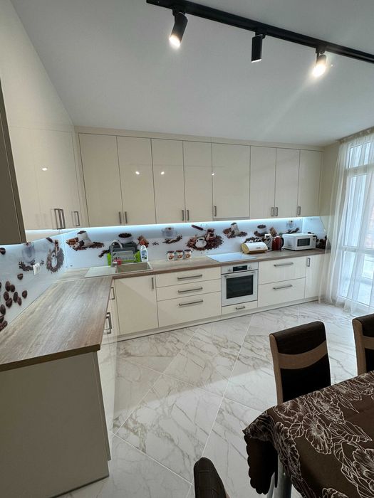 Оренда просторої квартири в ЖК Велика Британія, вул.Шевченка