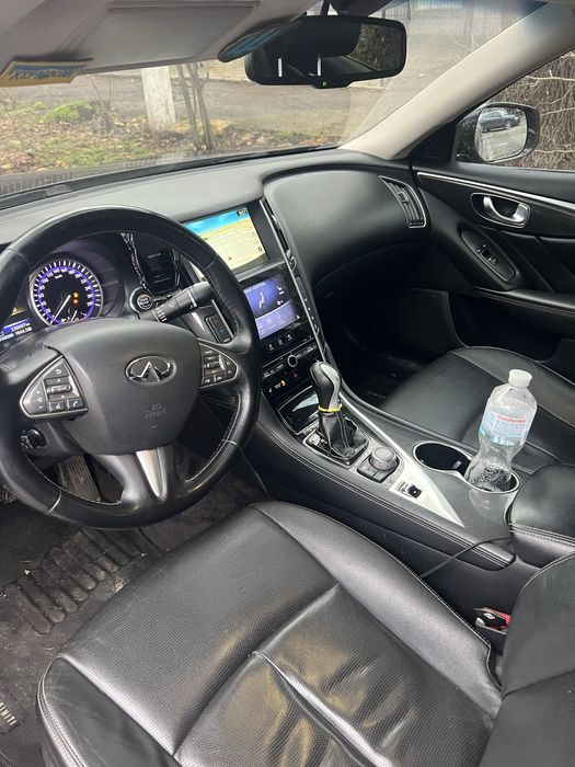 Infiniti Q50 2.2tdi 2015