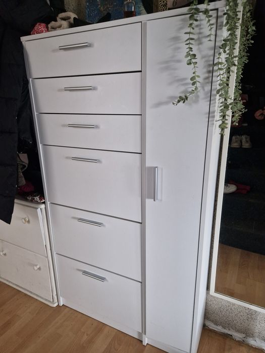 Biała szafka na buty - 160 cm wysokości- 90 cm szerokości