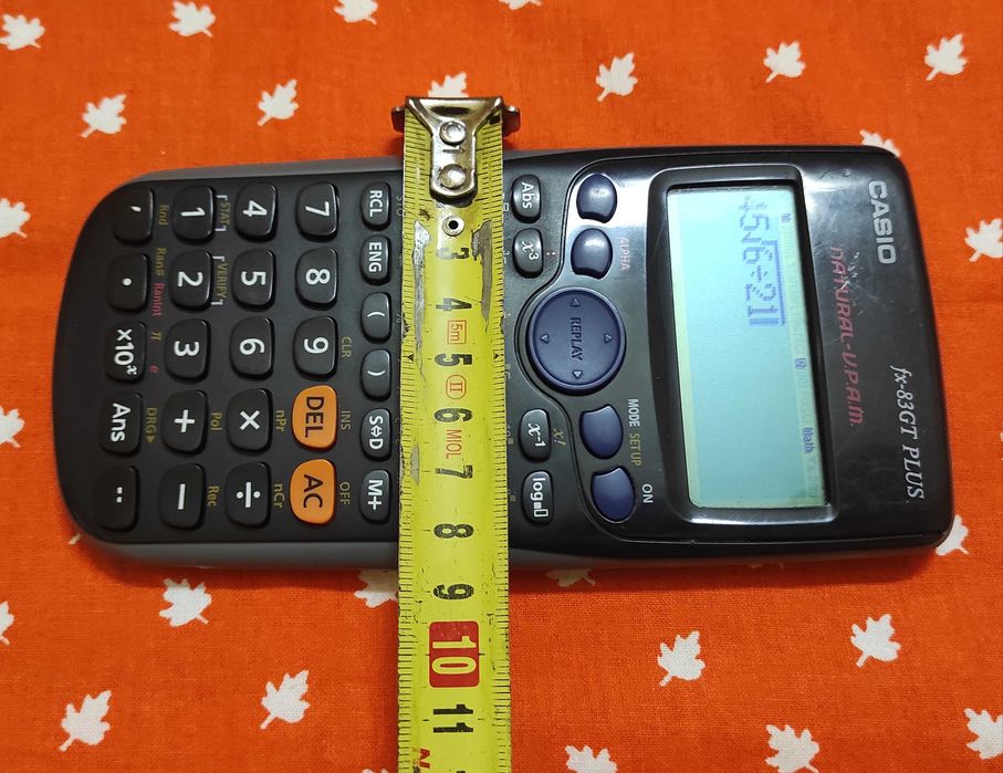 Професиональный инженерный калькулятор - Casio FX-83GT PLUS