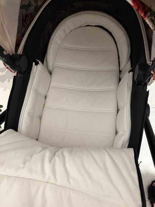 Коляска Cybex Mios Шасі Rose Gold+Люлька Lux Spring Blossom Light