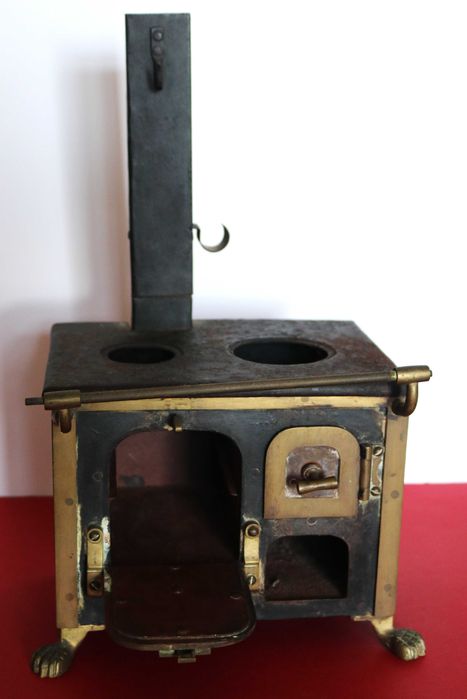 Fogão a lenha miniatura, brinquedo antigo