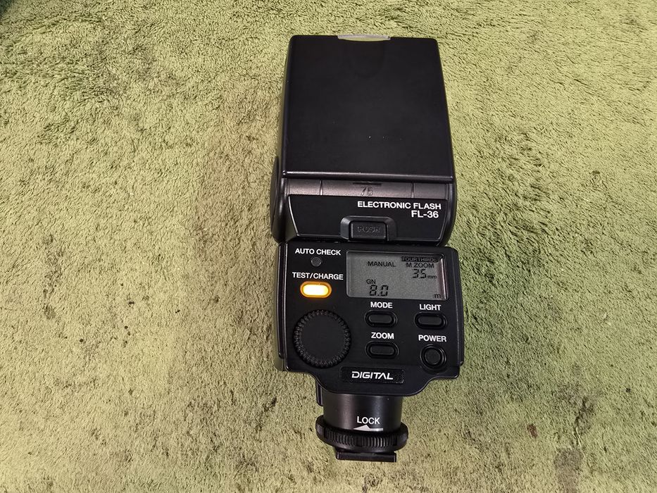 OLYMPUS FS-FL36 lampa błyskowa.