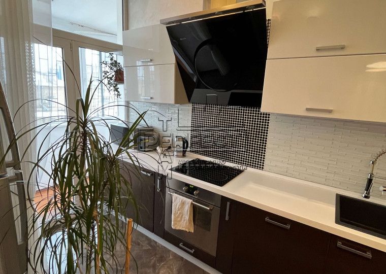 3-к.кв., Велика Васильківська 25 / Большая Васильковская 25