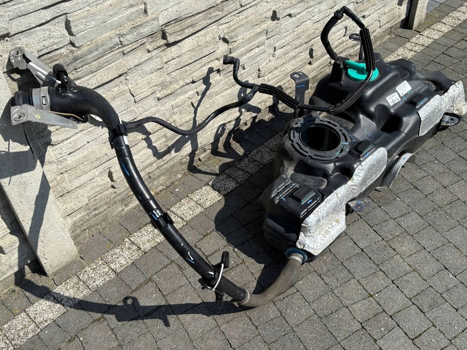 Peugeot 508 II Hybryda zbiornik paliwa Bak