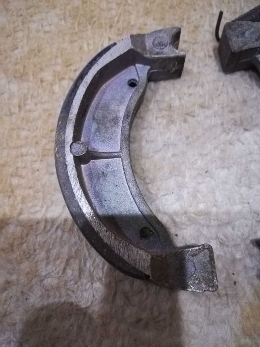 Продам колодки на скутер