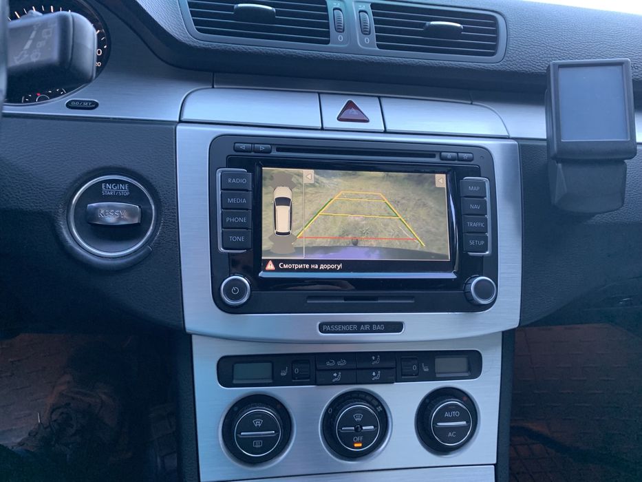 Volkswagen Passat B 6 2.0 TDI (103 kw) DSG  HighLine