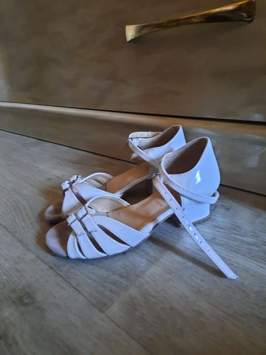 Бальные туфли на девочку 19 см.Club Dance