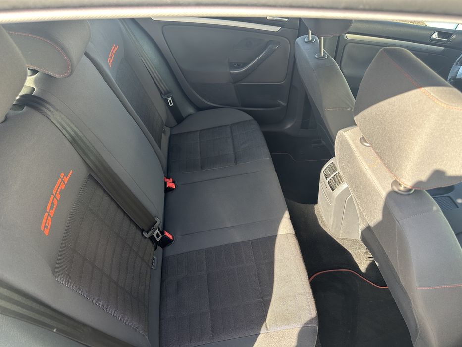 VW GOLF 5 - Goal