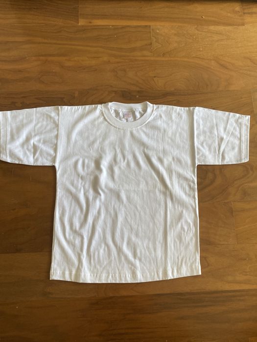 T.Shirts de algodão nunca usadas