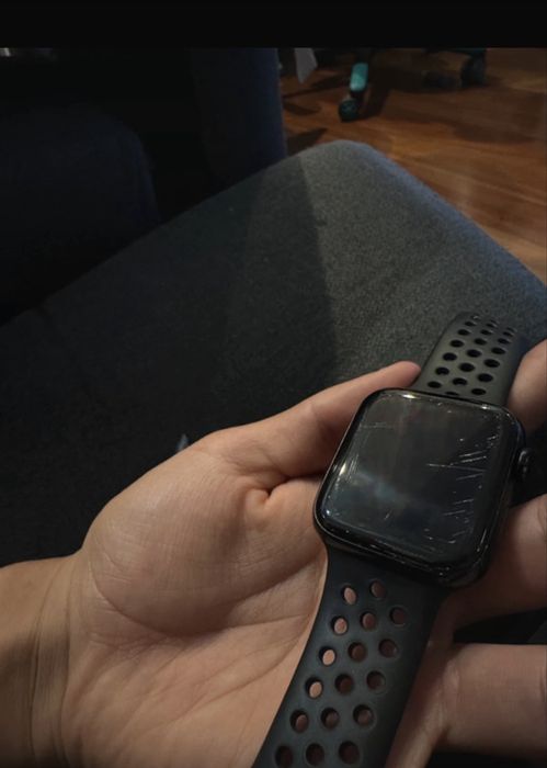 Apple Watch SE nike